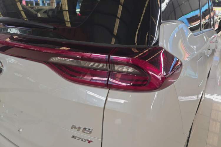 Used GAC Trumpchi M6 2021 PRO 270T DCT Elite Edition Exterior 3