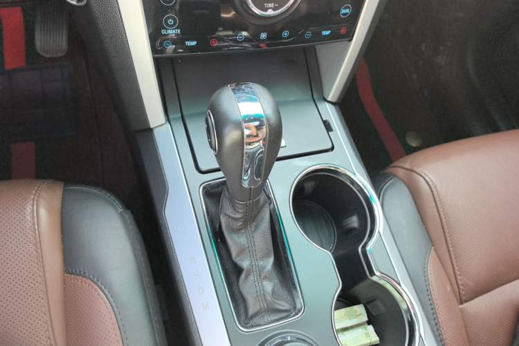 Used Ford Explorer 2013 3.5L Deluxe Model Gear Lever