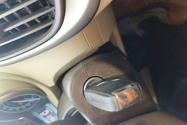 Used Buick LaCrosse 2013 2.4L SIDI Leading Comfort Version