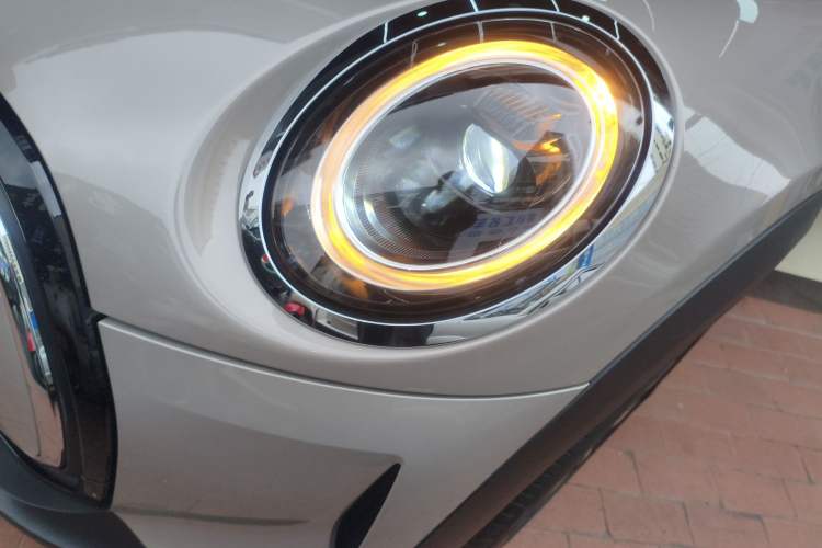 Used MINI 2023 Updated 1.5T COOPER Artist Left Front Headlight