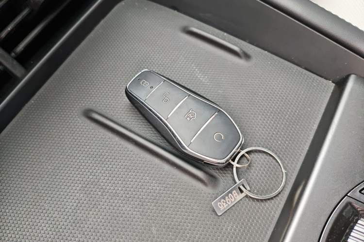 Used BYD Seal 06 New Energy 2024 DM-i 80KM Prestige Model
