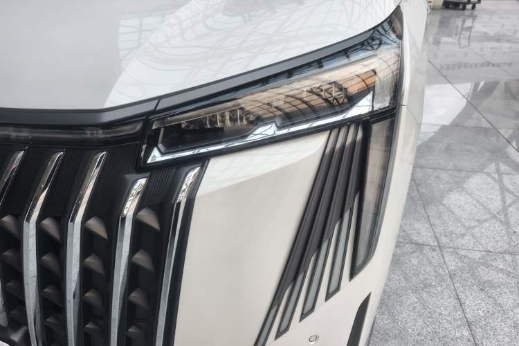 Used GAC Trumpchi M8 2024 Master Series 400T Ultimate Edition Left Front Headlight