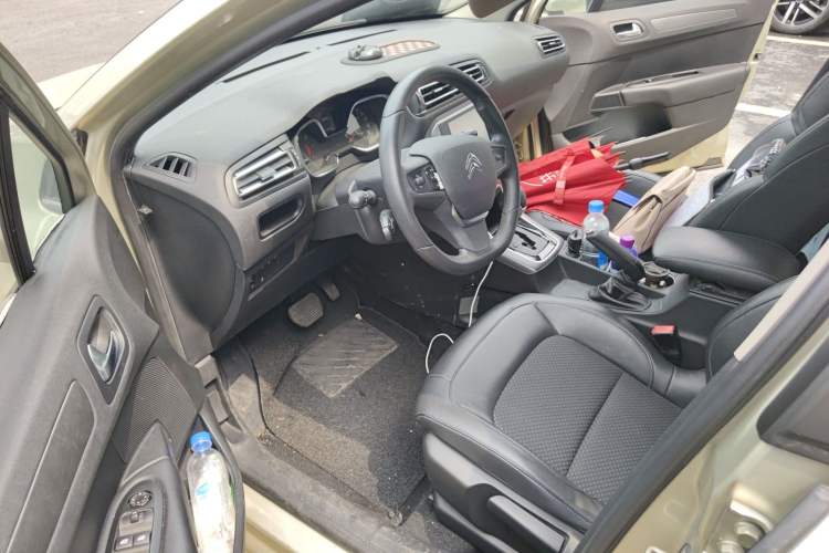 Used Citroen C4 Sega 2016 1.2THP Automatic Luxury Model
