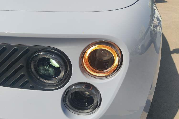 Used firefly 2025 Free Edition
