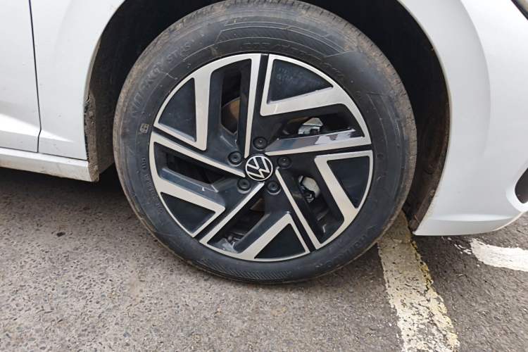 Used Volkswagen Sagitar 2026 Model 30 Million Units Selected 300TSI DSG Surpassing Edition
