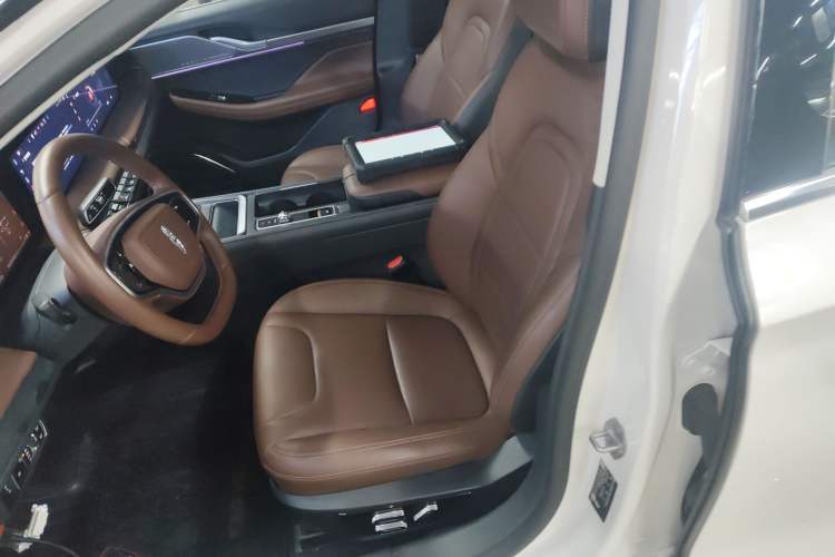 Used Lincoln Z 2025 2.0T Prestige Hybrid Edition