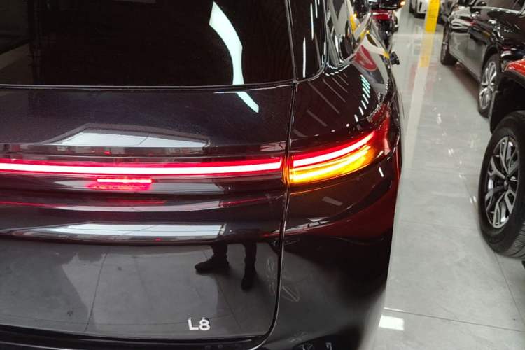 Used Li Auto L8 2023 Max model
