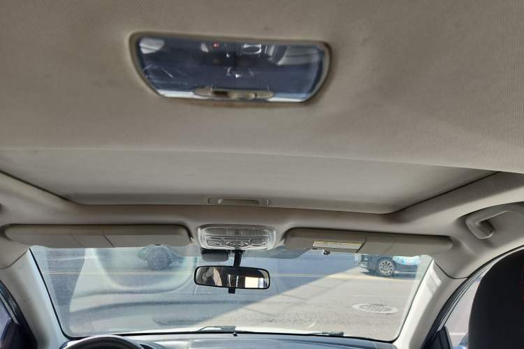 Used Haval H6 2015 Revised Version Sport Edition 1.5T Manual Transmission Two-Wheel Drive Elite Grade
