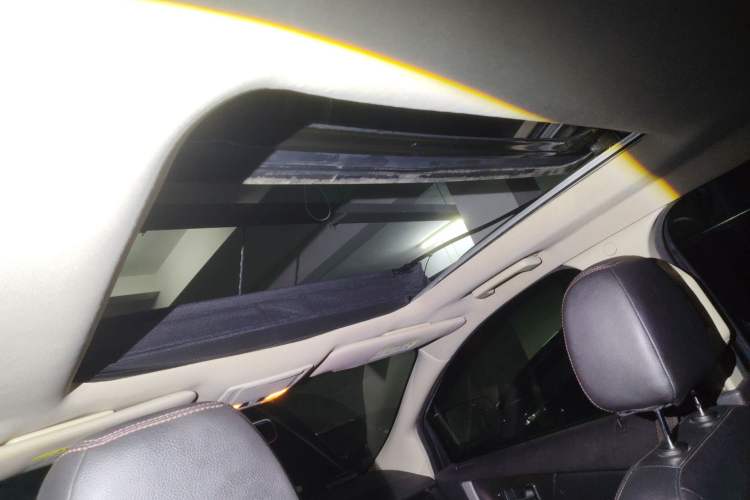 Used Ford Edge 2012 2.0T Elite Sunroof Edition
