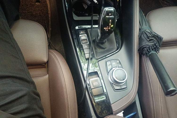 Used BMW X1 2020 sDrive20Li Premium Edition Gear Lever