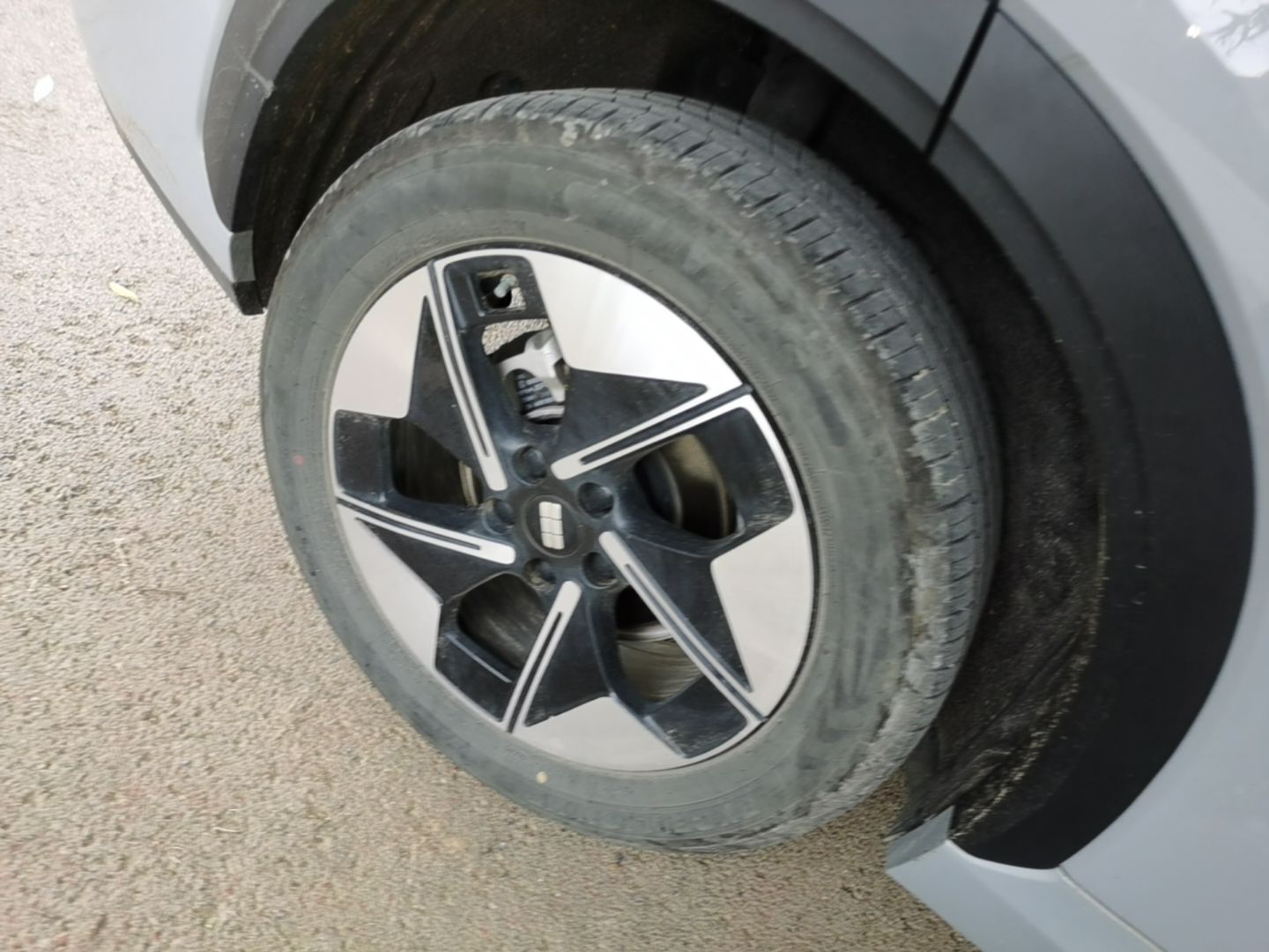 Geely Galaxy E5 2024 530 km Exploration+ Version — снимка 11