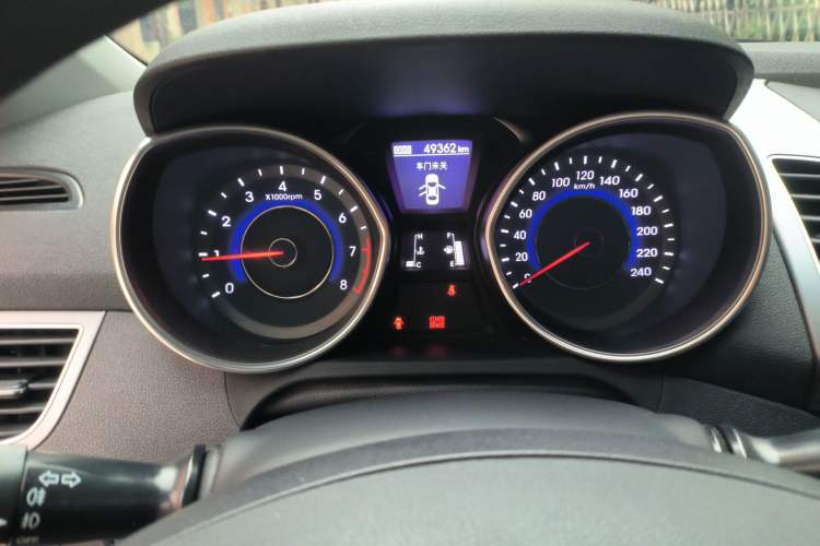 Used Hyundai Elantra (5th Generation / Langdong) 2016 1.6L Manual Luxury Model Instrument Cluster
