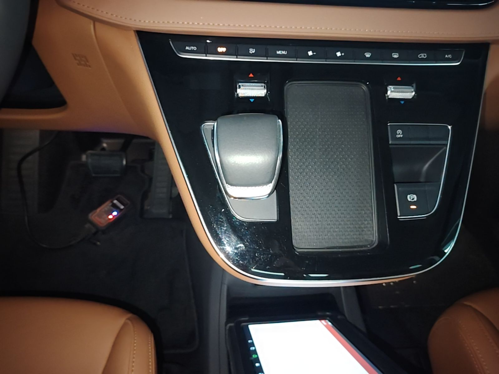 Hongqi HQ9 2023 2.0T Smart Connect Flagship Edition - Chinese Trim Yue — снимка 16