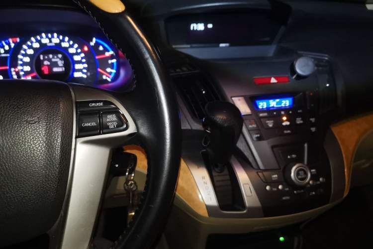 Used Honda Odyssey 2011 Jingxiu 2.4L Luxury Edition
