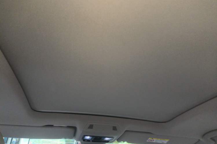 Used Volkswagen Teramont 2022 530 V6 Four-Wheel Drive Prestige Luxury Edition Headliner