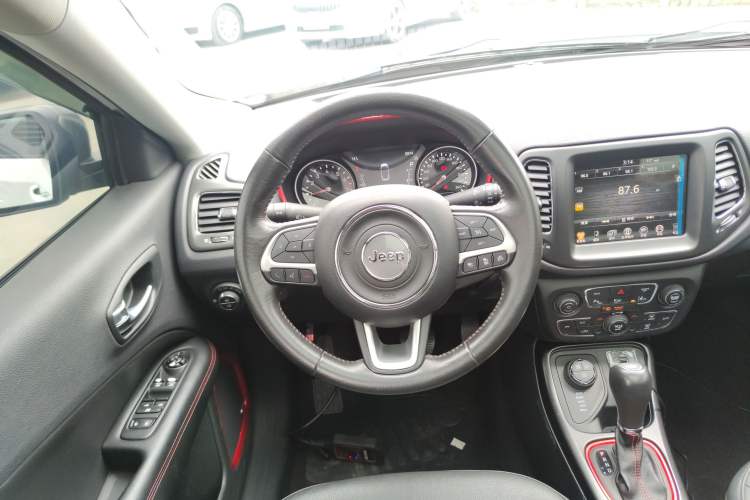 Used Jeep Compass 2017 200TS Automatic High-Performance All-Wheel Drive Edition