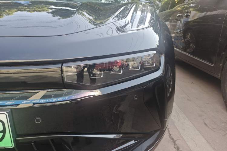 Used Zeekr 001 2025 YOU Edition 100 kWh All-Wheel Drive
