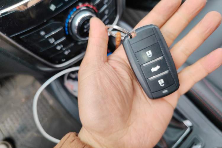 Used Changan CS75 2014 1.8T Automatic Elite Version China V Standard