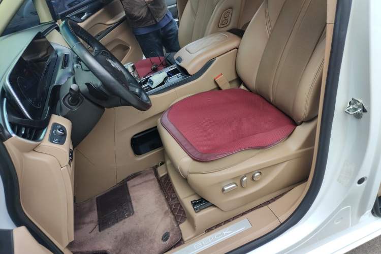 Used Buick GL8 2021 ES Land Cruiser 653T Smart Flagship Model
