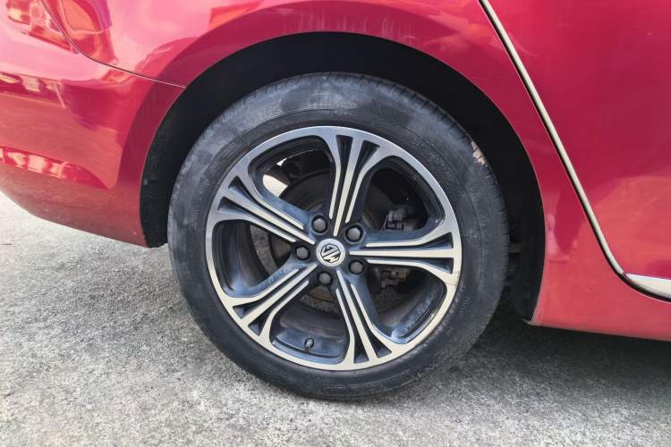 Used MG 6 2017 20T Automatic Luxury Smart Connect Version China V Standard Right Rear Wheel Hub