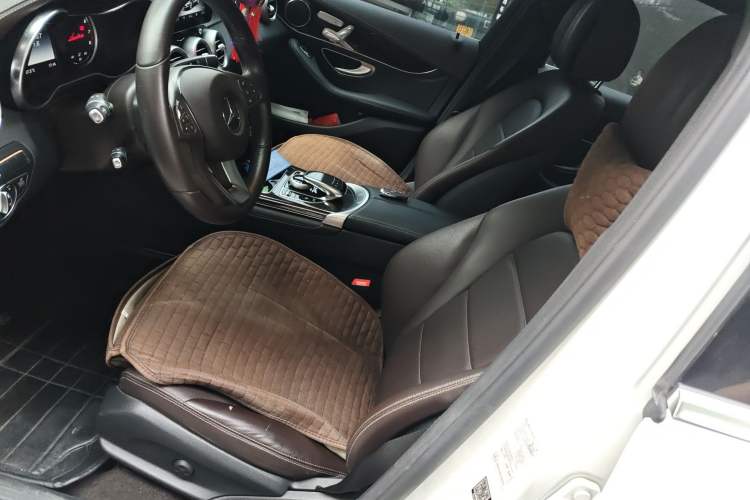 Used Mercedes-Benz GLC 2017 GLC 260 4MATIC Luxury Model