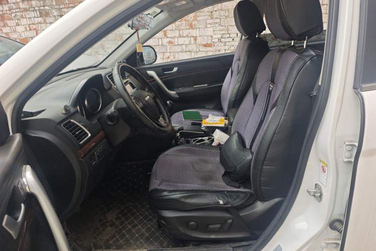 Used Haval H6 2017 Red-Label Sport Edition 1.5T Manual Two-Wheel Drive Elite Model