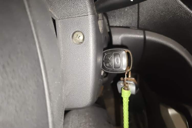 Used CHANGAN CS35 2012 1.6L Automatic Luxury Version China IV Standard
