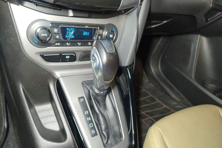 Used Ford Focus 2012 Sedan 1.6L Automatic Comfort Model