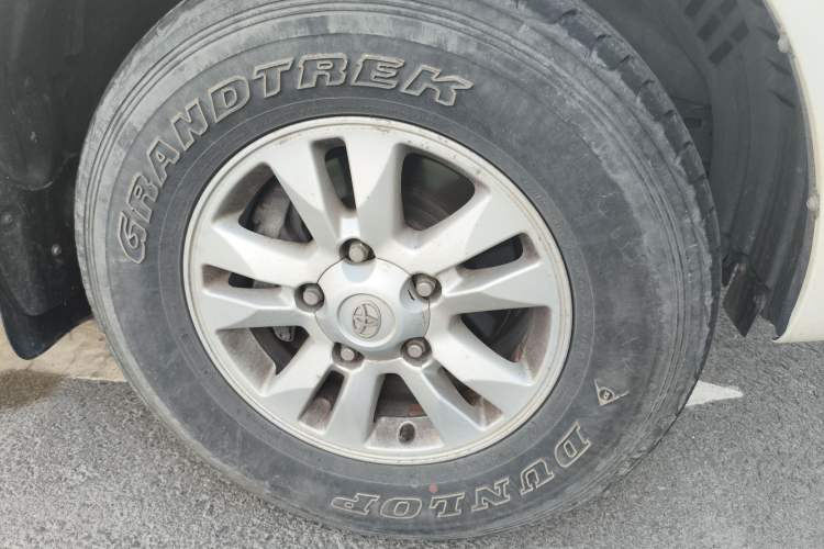 Used Toyota Land Cruiser 2010 4.7L Automatic VX
