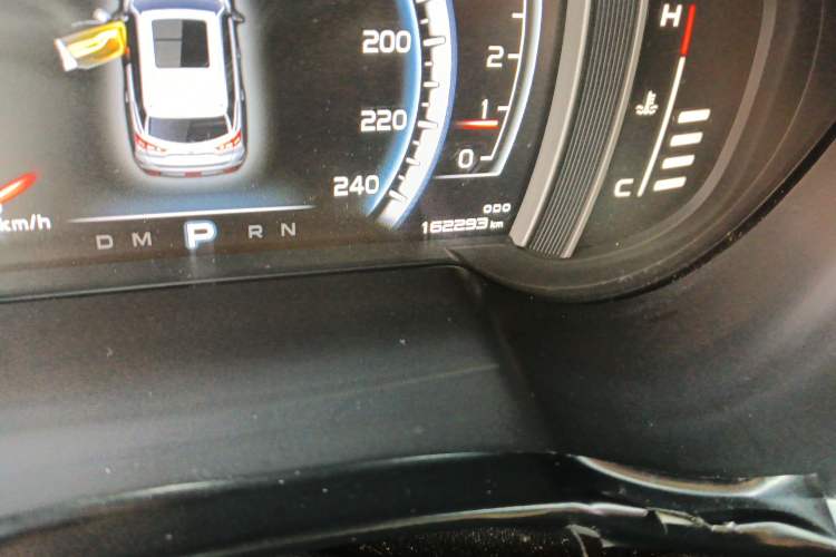 Used Geely Auto Emgrand X7 Sport 2016 1.8TD Automatic All-Wheel-Drive ZhiZun Edition