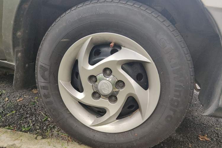 Used JAC Group Refine 2012 1.9T Shuttle Diesel Comfort Version HFC4DB1-2C