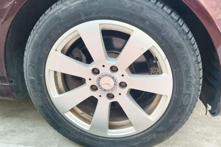 Used Mercedes-Benz C-Class 2013 C 180 CGI Classic Right Front Wheel Hub