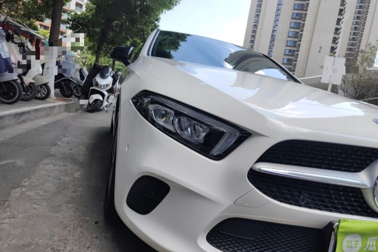 Used Mercedes-Benz A-Class 2019 A 200 Dynamic Edition Right Front Headlight