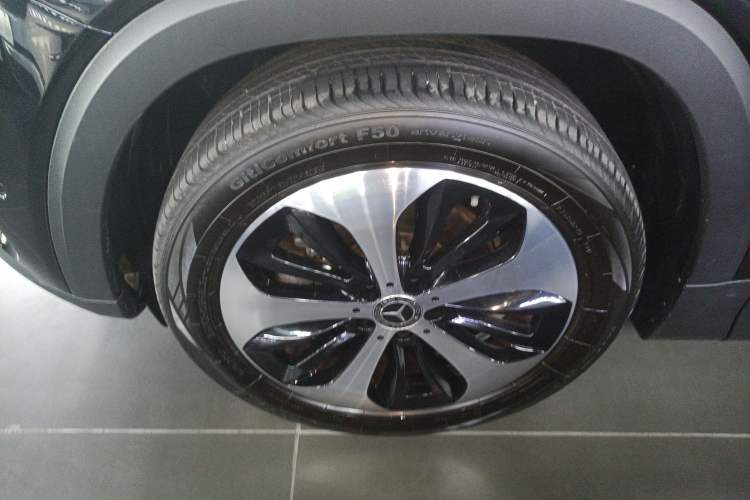 Used Mercedes-Benz GLB 2021 GLB 200 Fashion Model Exterior 4