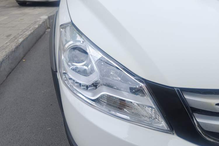 Used Dongfeng Aeolus H30 2014 CROSS 1.5L Manual Gratitude Edition
