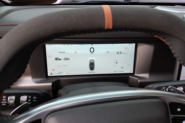 Used JETOUR Traveler 2024 2.0T All-Wheel-Drive Silver Dragon Wings
