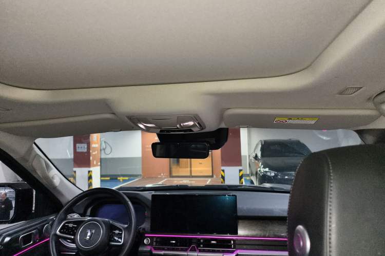 Used Tank 400 New Energy 2024 Hi4-T Off-Road Edition Headliner