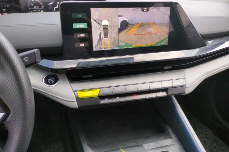 Used Changan UNI-V iDD 2023 ZhiDian iDD 1.5T 113km ZhiKu Model