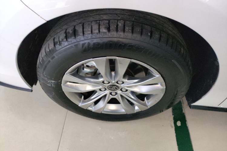 Used Toyota SIENNA 2024 2.5L Hybrid Four-Wheel Drive Luxury Edition