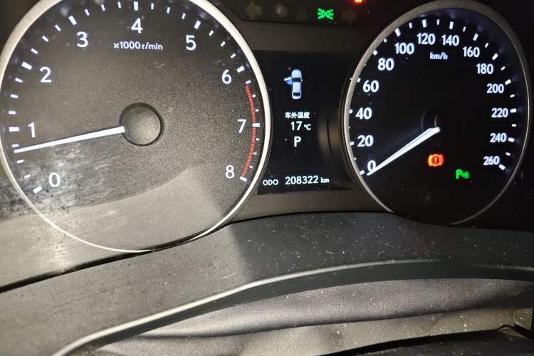 Used Lexus ES 2013 250 Elegant Edition Odometer Close Up