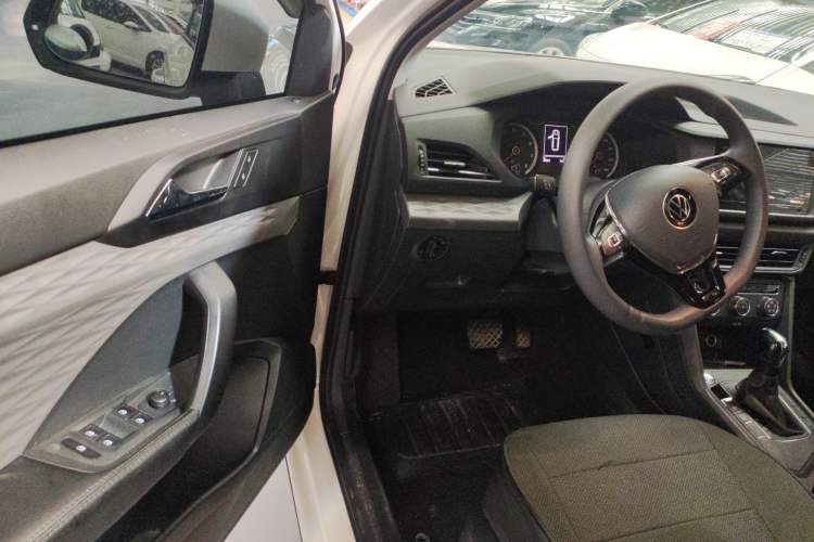 Used Volkswagen Tharu 2021 280TSI Two-Wheel Drive Trend Edition
