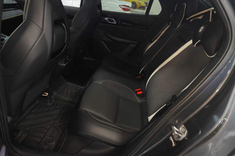 Used Lynk & Co 03 2023 1.5TD DCT JingPro
