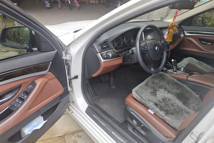 Used BMW 5 Series 2014 525Li Leading Model Driver Seat