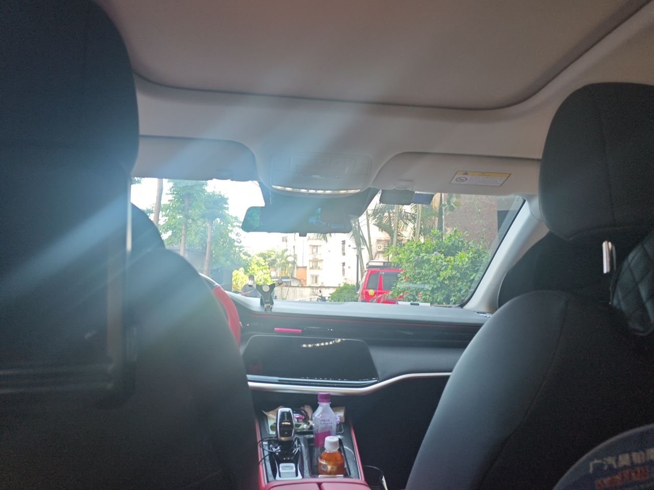 Dongfeng Aeolus Yixuan MAX 2021 1.5T Ultra-Stylish Trendsetter Edition — снимка 18