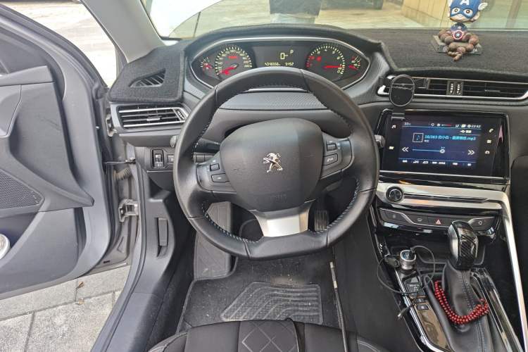 Used Peugeot 308 2016 1.6L Automatic Luxury Edition
