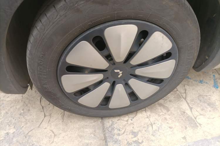 Used Wuling Bingo 2023 410 km Lingxi Deluxe Edition
