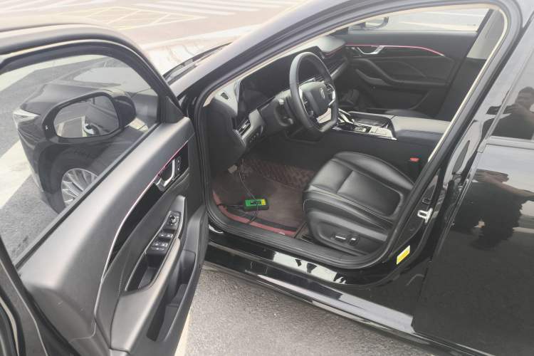 Used Bestune B70 2023 Third Generation 1.5T Automatic Enjoyment Version 70th Anniversary Edition