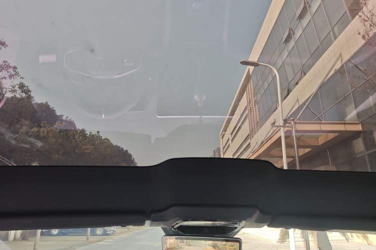 Used Polestar 4 2024 Single-Motor Standard Range PLUS Dual-Star Connectivity Edition