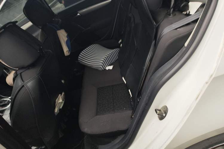 Used Volkswagen Lavida 2013 Revised Classic 1.6L Automatic Fashion Edition