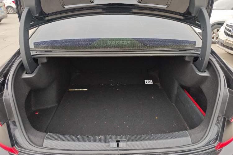 Used Volkswagen Passat 2019 330TSI Elite Edition China VI
